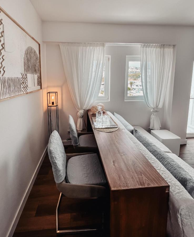 Emerald Palm Residence Адехе Екстериор снимка